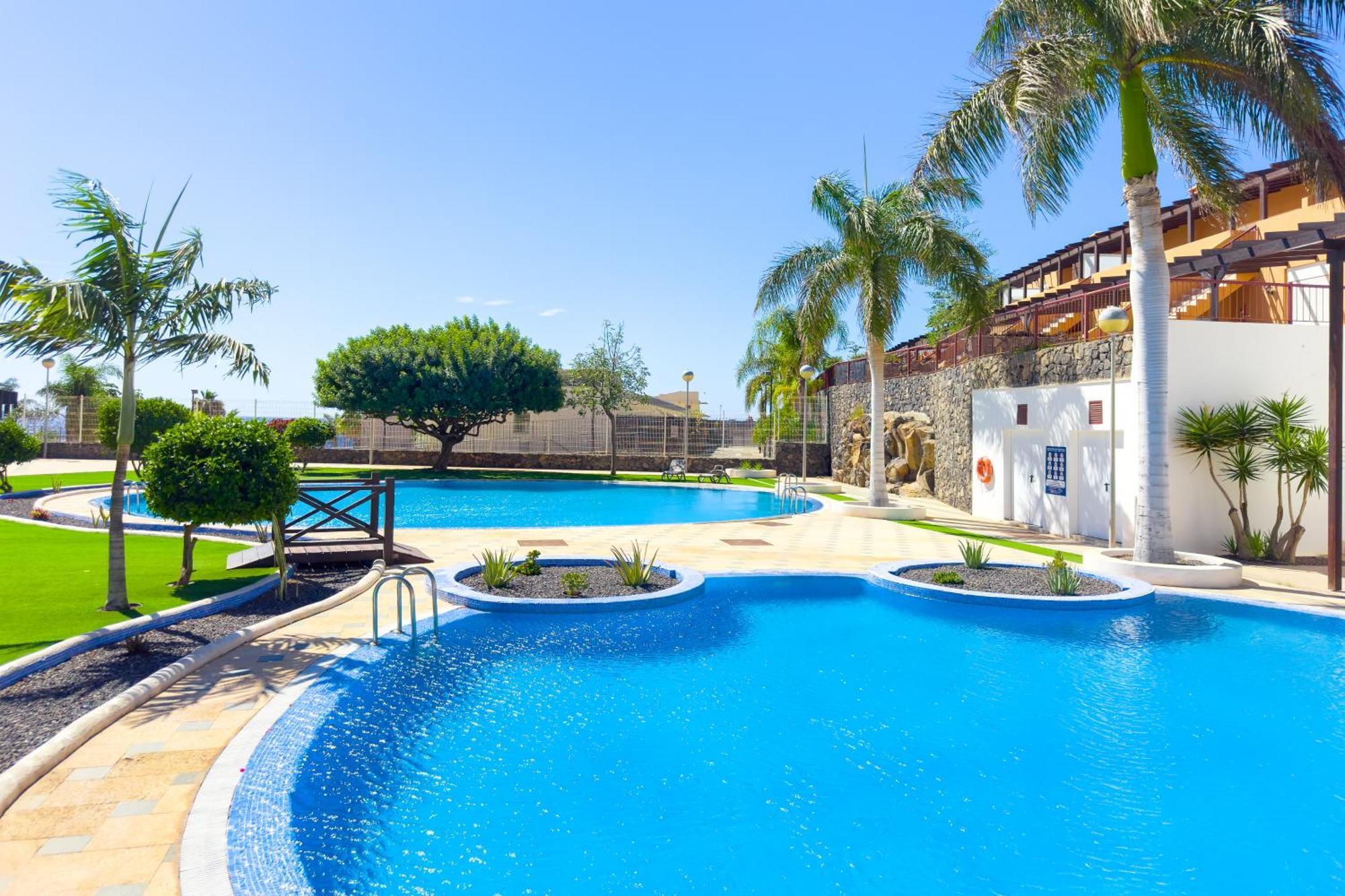 4X Bedrooms Poolside Apartment In Amarilla Golf San Miguel de Abona Exterior photo
